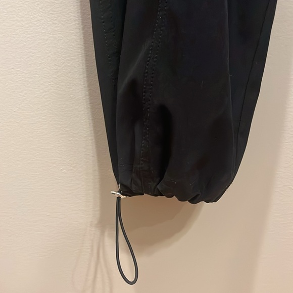 Chico’s Zenergy Black Jogger Pants Size 1 - Picture 5 of 8